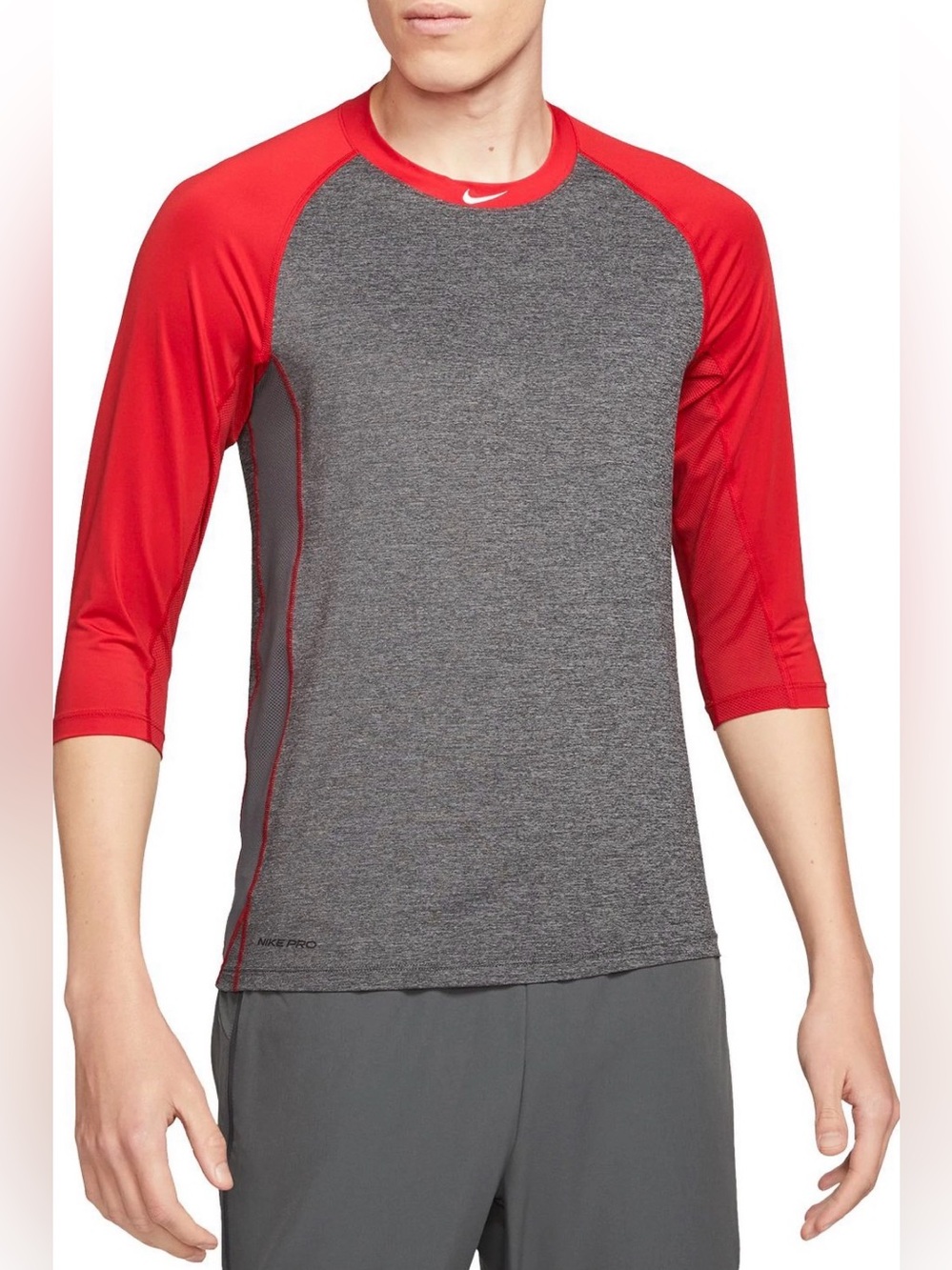 Nike Men’s Gray Red 3/4 Sleeve Swim Tee